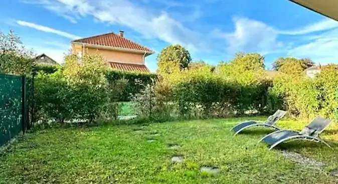 Appartement Le Paisible à Douvaine 0*,  France